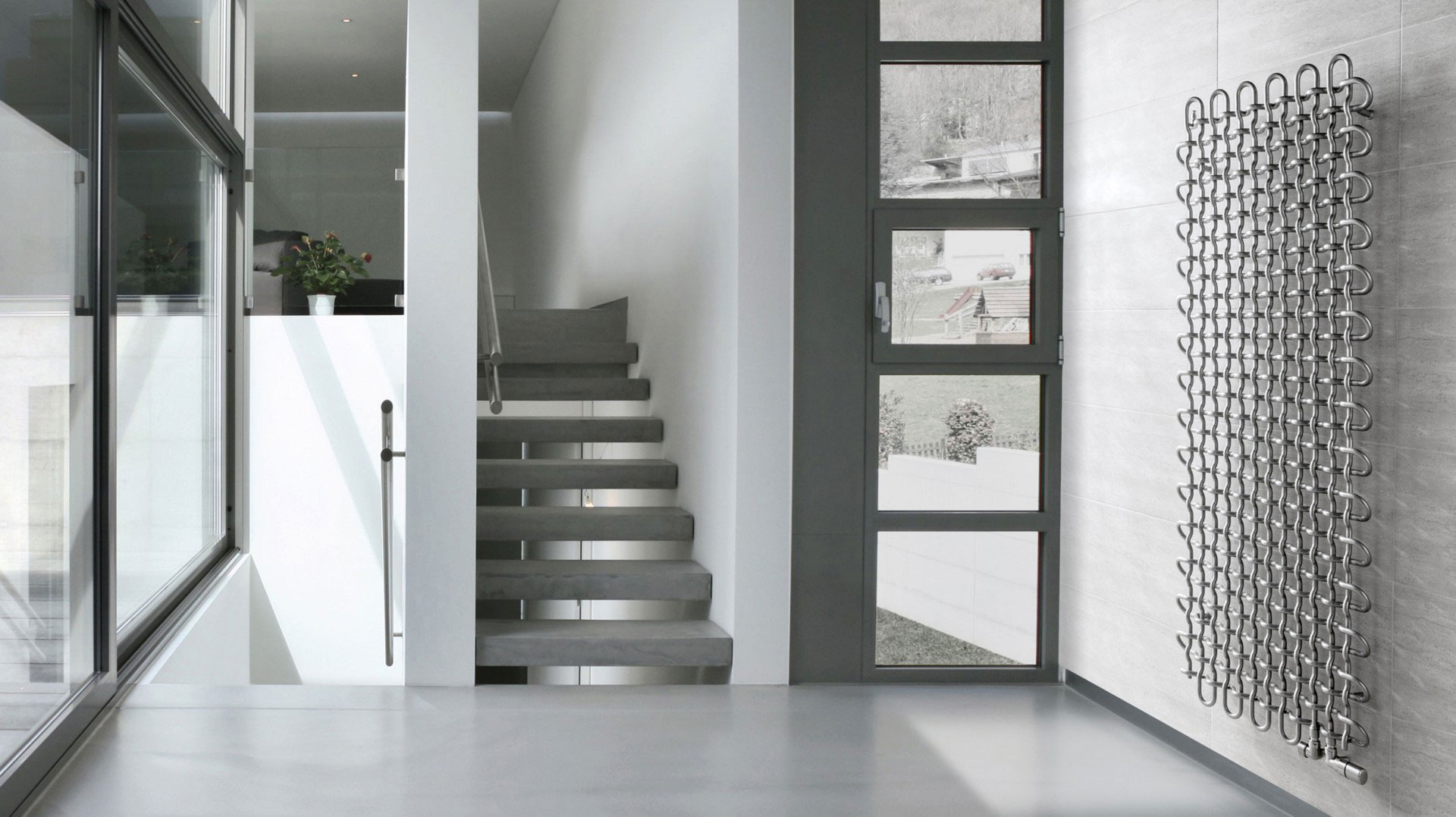 Terma PLC V designový koupelnový radiátor, další fotografie výrobce