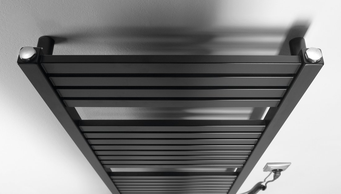 Thermal Trend KH-E 450 x 970 elektrický topný žebřík, 300W KH-E 450/970-300W antracit/černá, další fotografie výrobce