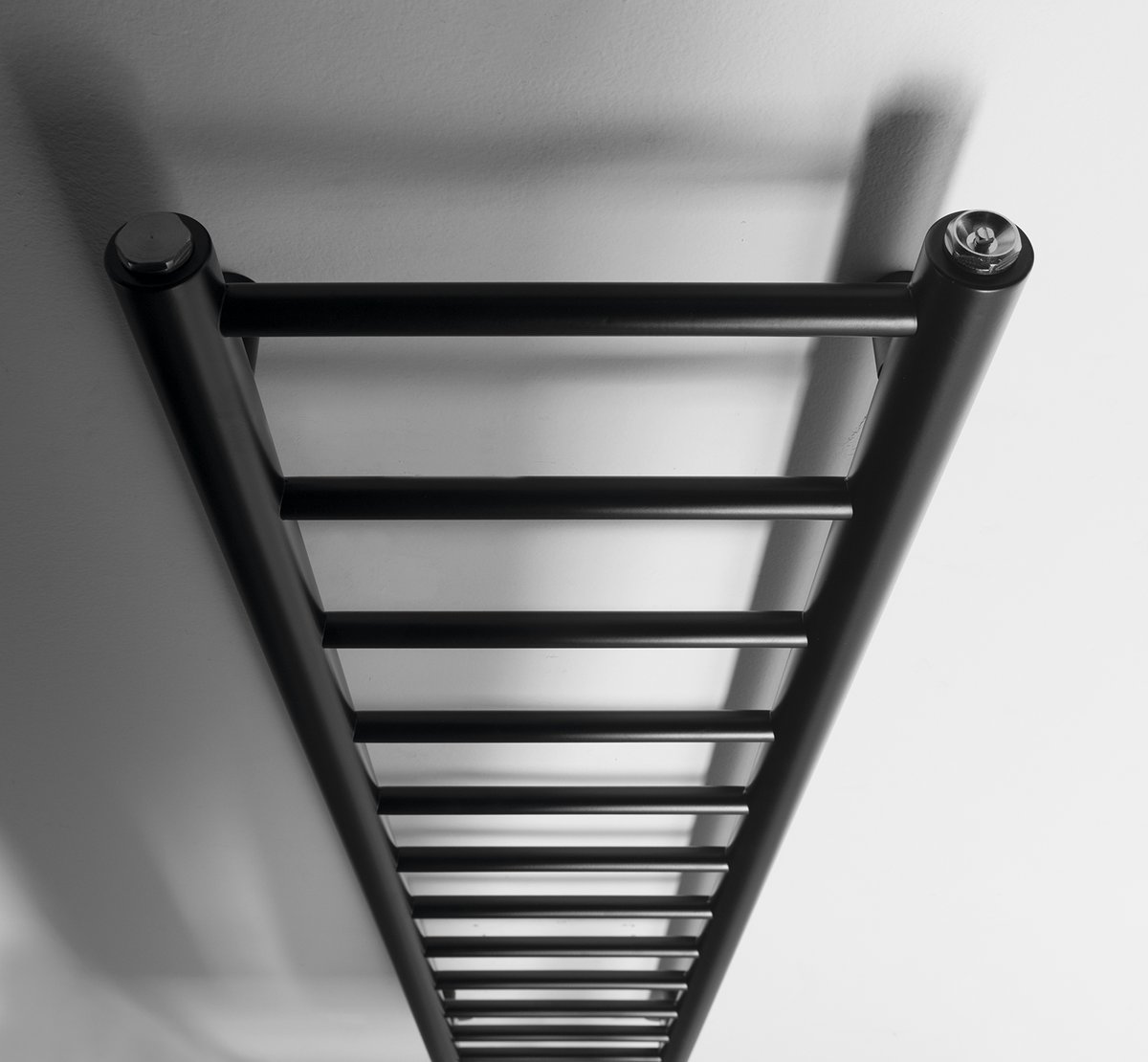 Sapho DINA otopné těleso 300x1380 mm, černá mat, další fotografie výrobce